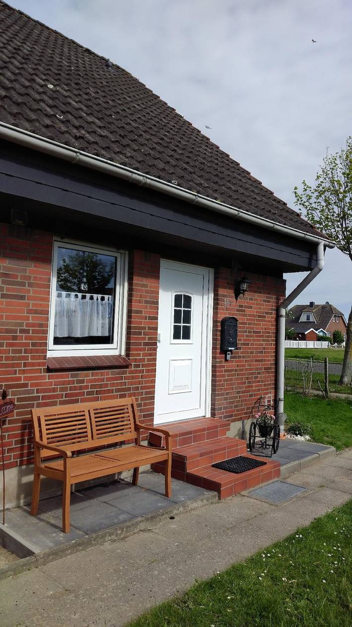 Ferienhaus mit Garten, Grill und Terrasse in Friedrichskoog-Spitze, Friedrichskoog