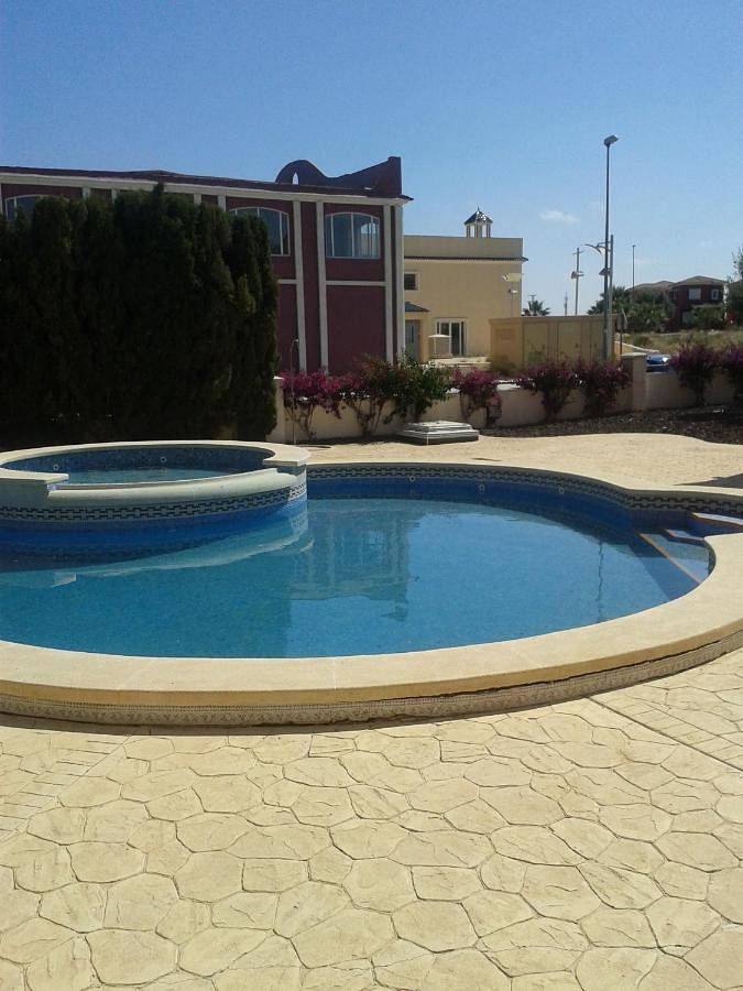 Casa de vacaciones para 4 personas, con vistas y jardín además de piscina para niños y piscina en Murcia 