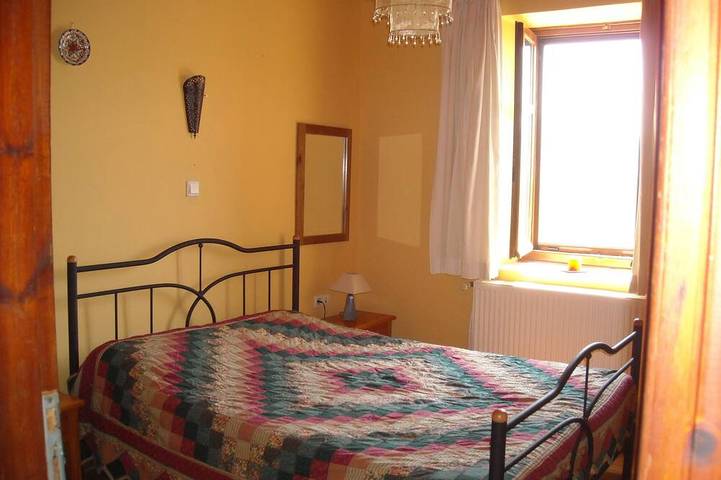 Ferienwohnung für 6 Personen, mit Balkon in Petra (Griechenland) - 2