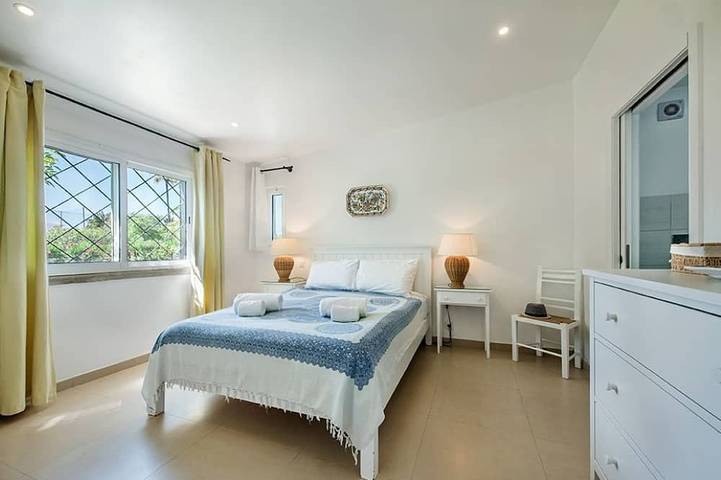 Villa Avec Jardin Et Piscine Privés - Offre Spéciale / Semaine Du 6 Juillet in Vale do Lobo, Almancil