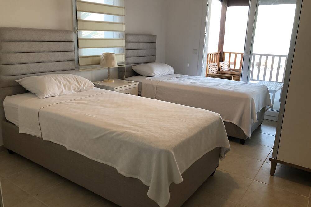 Beautiful Detached Villa with Sea View in Gümüşlük, Bodrum in Bodrum, Türkische Ägäis