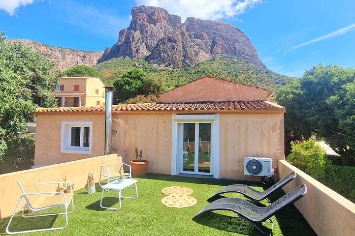 Location de vacances pour 8 personnes à Afa