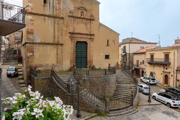 Vico degli Orti 'Room 1' with Mountain View, Wi-Fi, and Air Conditioning in Mistretta, Monti Nebrodi