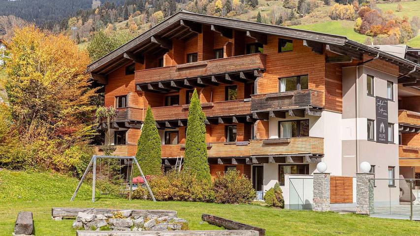Ferienwohnung für 2 Personen, mit Pool und Sauna sowie Balkon/Terrasse in Saalbach