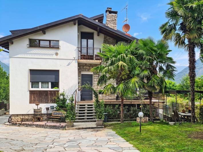 Ferienwohnung für 5 Personen, mit Balkon und Garten in Gravellona Toce