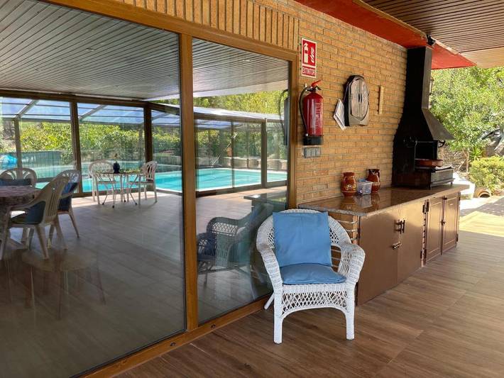 Apartamento para 8 personas, con Terraza y Jardín además de Piscina y Vistas en Arenas de San Pedro