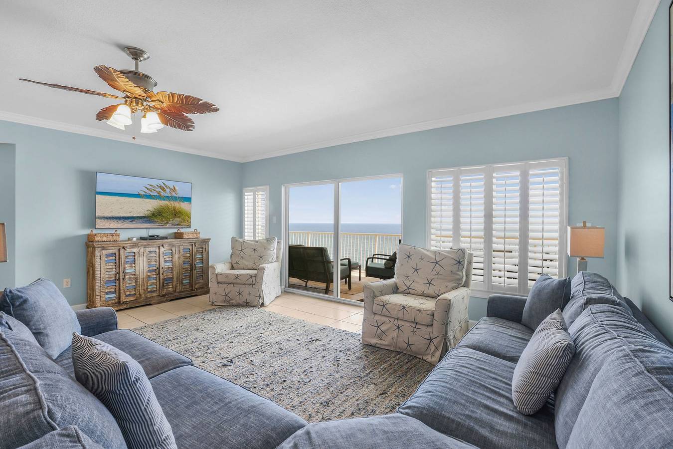 Ganze Wohnung, Admirals Quarters 1402- Beachfront 3 bedrooms 3 baths Sleeps 8 in Orange Beach, Baldwin County
