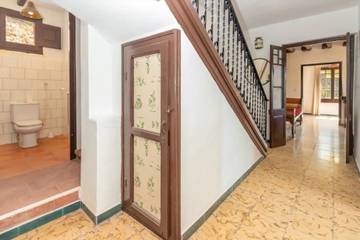 Vacation Rental for 11 Guests in Tossa de Mar, Costa Brava, Picture 3