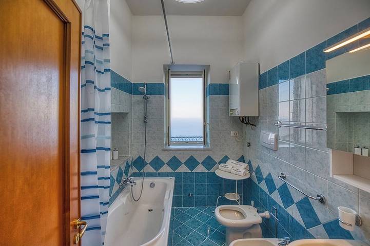 Appartamento intero, Rosy's Room - Furore in San Michele Salerno, Furore