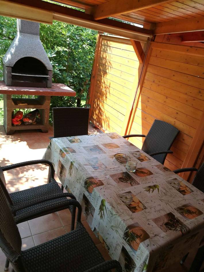 Ferienhaus mit überdachter Terrasse in Gyenesdias, Balaton Hochland Nationalpark
