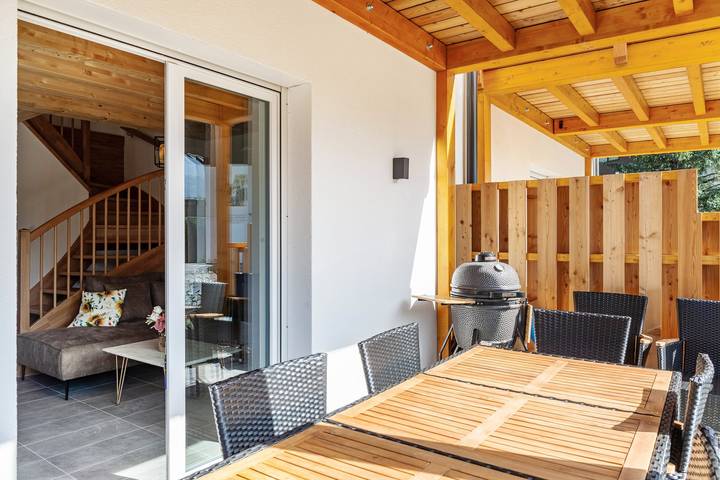 Ferienhaus 'Bubbelen Aan De Piste' mit Bergblick, Terrasse, Whirlpool und Wlan in Gailtaler Alpen, Kötschach-Mauthen