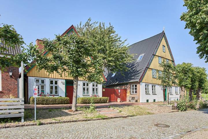 Ferienhaus für 34 Personen, mit Ausblick und Sauna sowie Garten