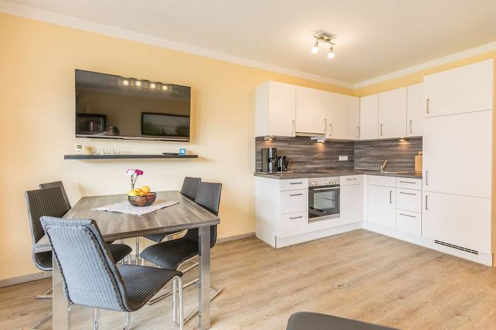 Ganze Wohnung, "Haus Oberdeck Whg. 1" Schöne Ferienwohnung für 4 Personen! in Hafen Büsum, Büsum