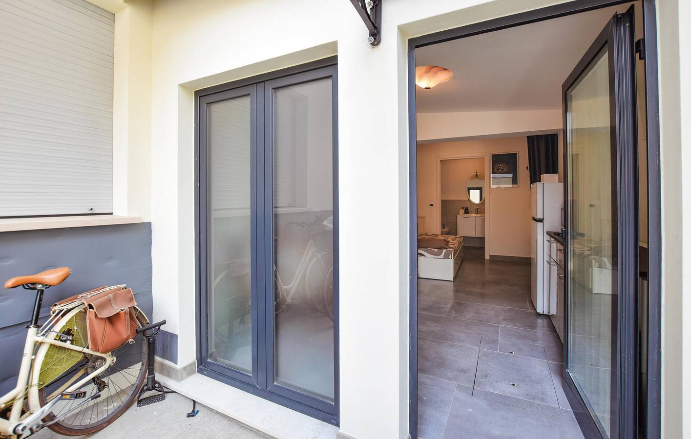 Ganze Ferienwohnung, Gemütliches Apartment in der Nähe von Green Beach mit WiFi, AC & Terrasse in Sottomarina, Chioggia