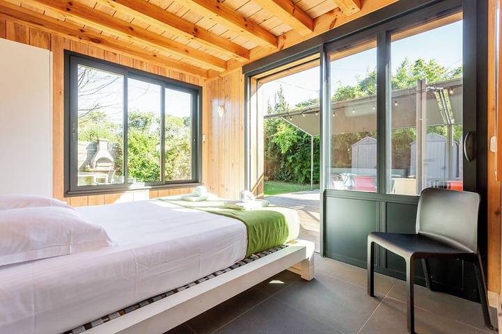 Location de vacances pour 16 personnes, avec terrasse et jardin dans Plage de Bélisaire - 4