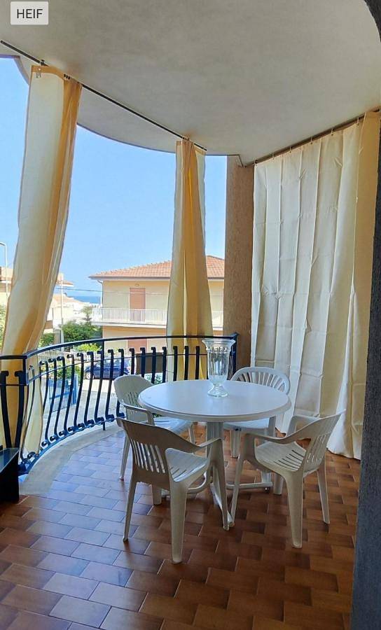 Ferienwohnung für 6 Personen, mit Balkon und Ausblick in Modica