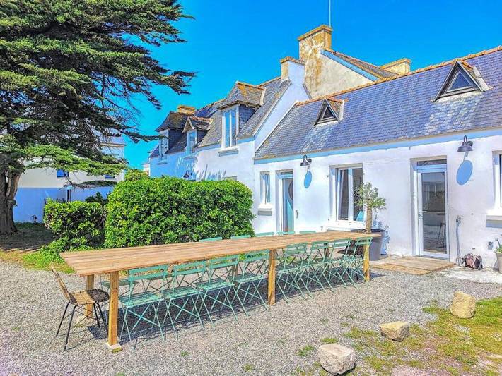 Location de vacances pour 16 personnes, avec jardin dans Plage de la Joie