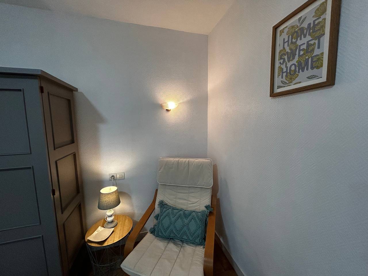 Studio entier, Studio idéal entre centre-ville et Thermes avec jardin et Wifi in La Roche-Posay, Vienne (France)