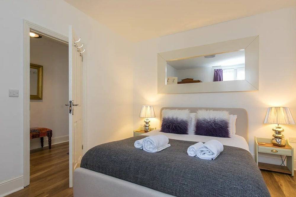 Ganze Wohnung, Super Chic Apartment in Beautiful Sunninghill - Pass the Keys in Berkshire
