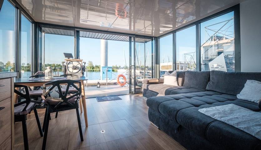Hausboot für 6 Personen, mit Balkon und Terrasse in Zevenaar