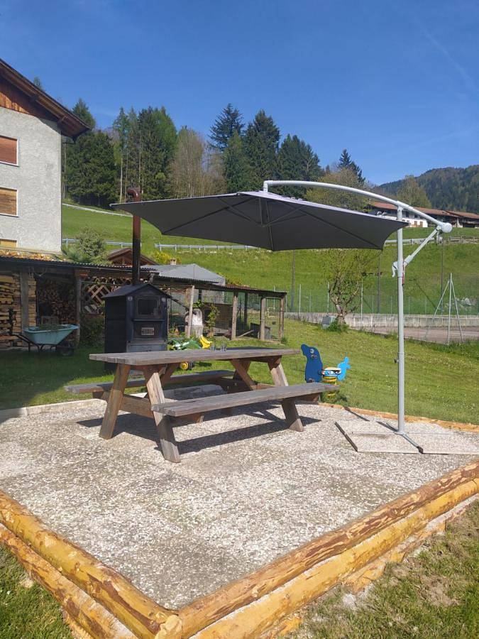 Gîte pour 6 personnes, avec jardin et vue, animaux acceptés à Canal San Bovo - 2