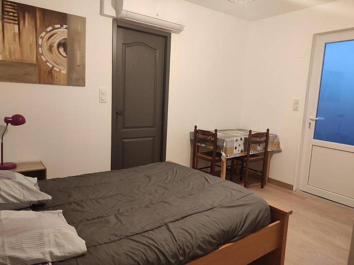 Gîte pour 2 personnes, avec terrasse à Cheffois - 4