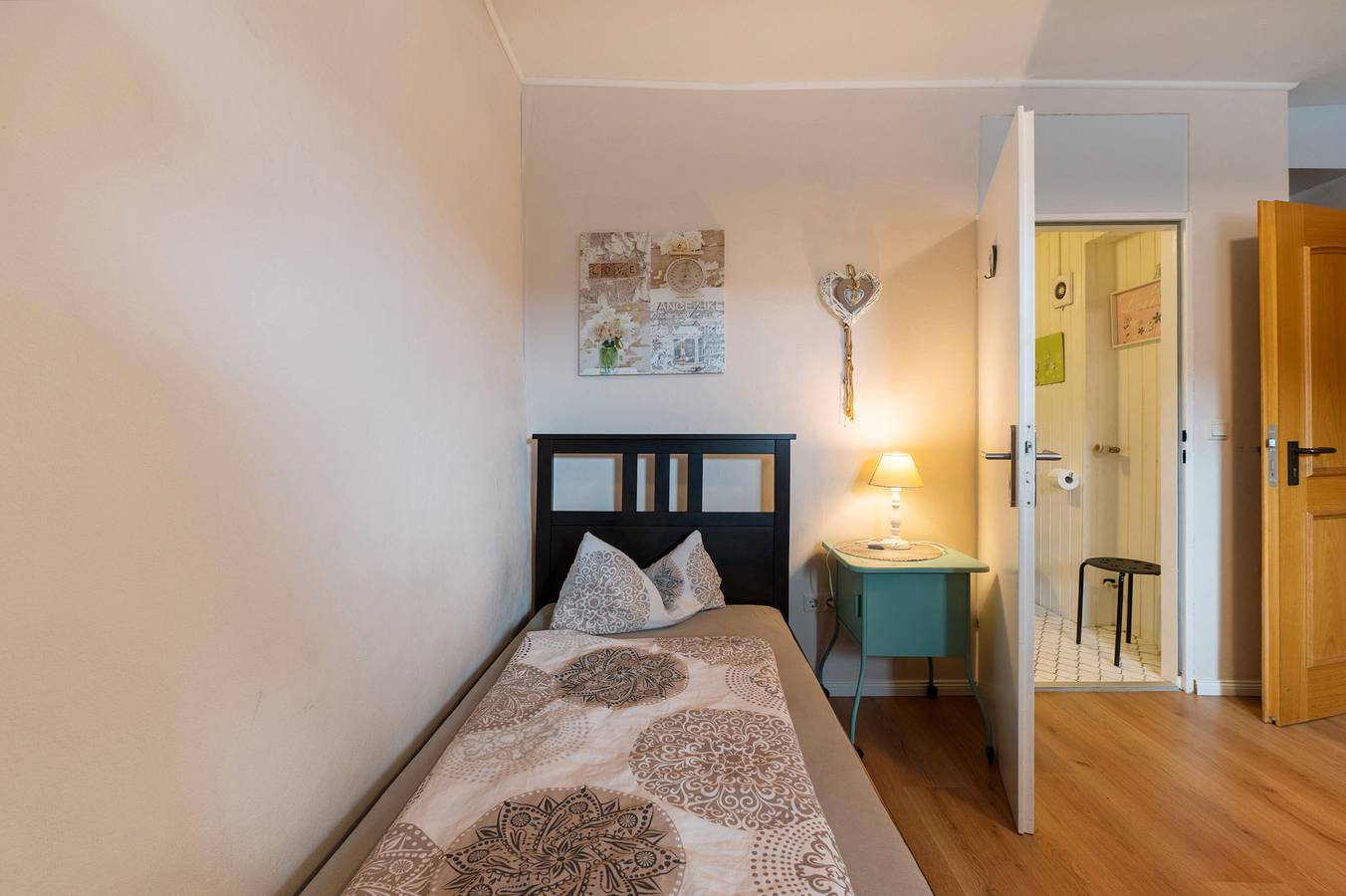 Entire apartment, Apartment '7' with Shared Garden and Wi-Fi in Thaleischweiler-Fröschen, Palatinate