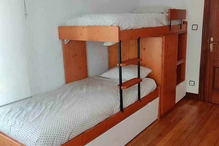 Appartement entier, Apartment La Ballena 1 - Juan Vella in Santoña, Côte Cantabrienne