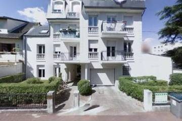 Gîte pour 5 personnes, avec terrasse ainsi que jacuzzi et jardin à Livry-Gargan