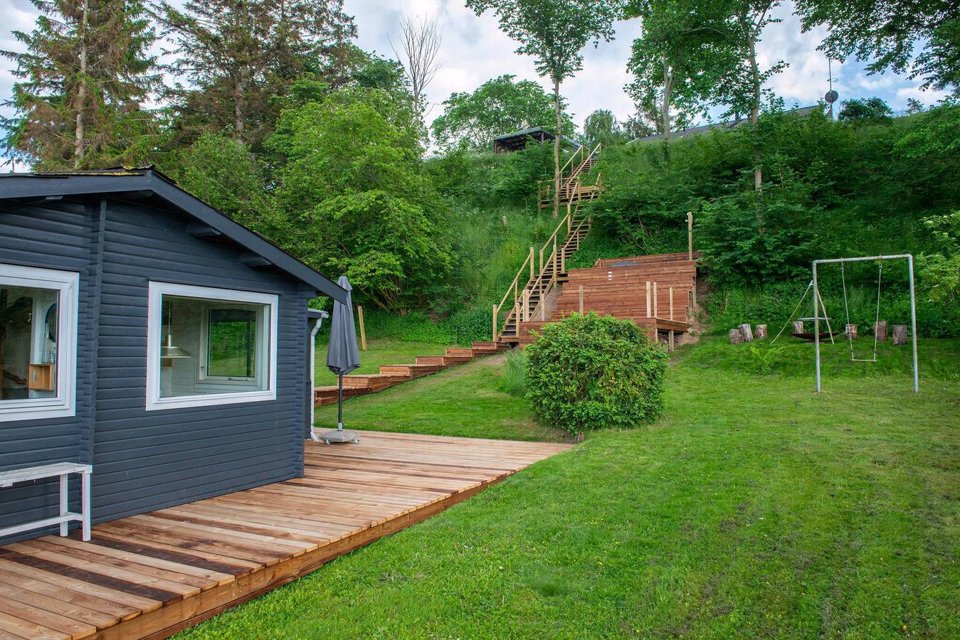 Schönes Ferienhaus mit Wildbad und guter Aussicht in Holbæk, Tuse Næs