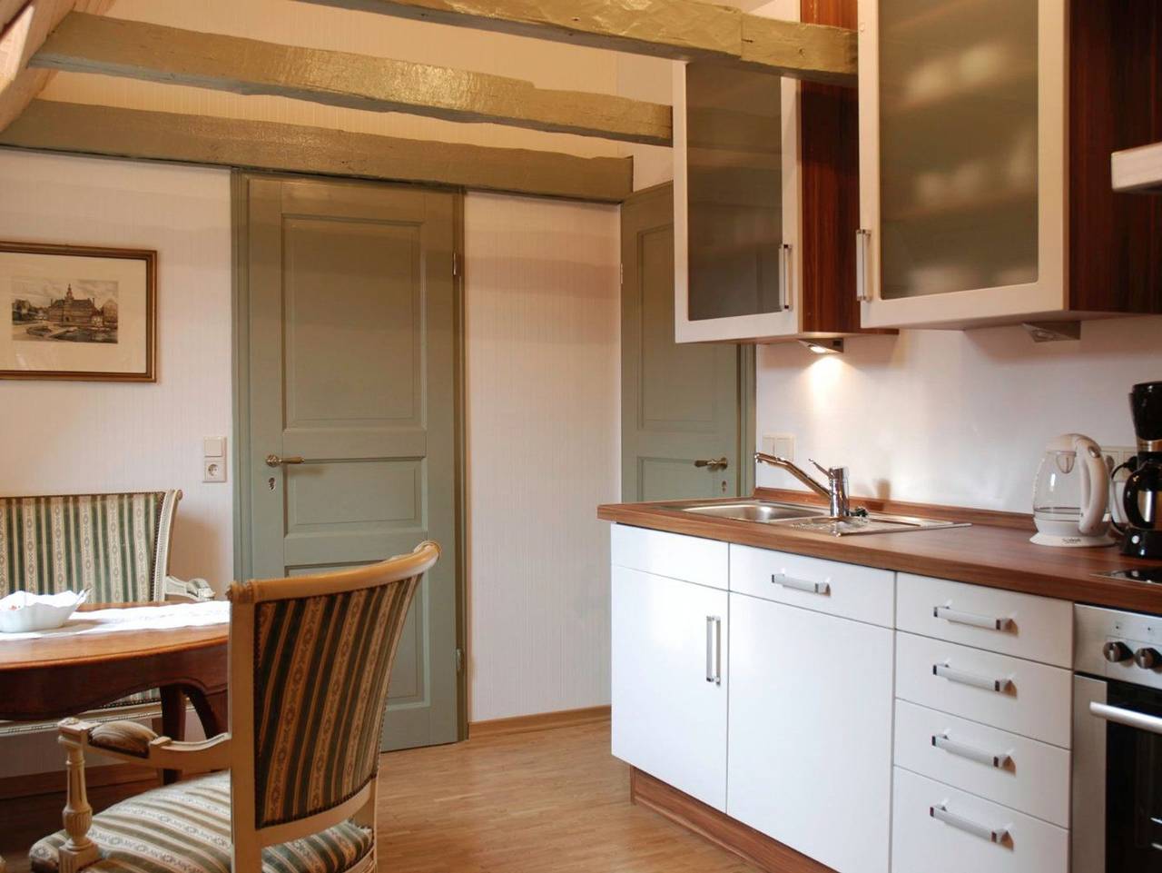 Ganze Ferienwohnung, Ferienwohnungen Märchenhaus Domke 15133 - Ferienwohnung Rapunzel in Leer, Nordseeküste