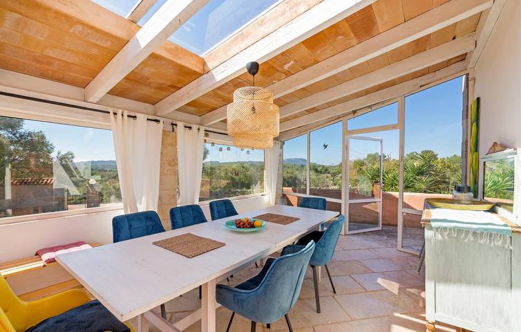 Cozy 1BR Apartment with Pool, Kitchen, and Wi-Fi in Montuïri, Majorca Center