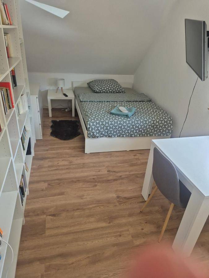 Ganze Wohnung, Three-Bedroom Apartment in Osnabrück, Niedersachsen