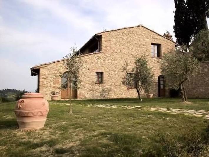 Villa for 5 people, with pool and garden in San Gimignano