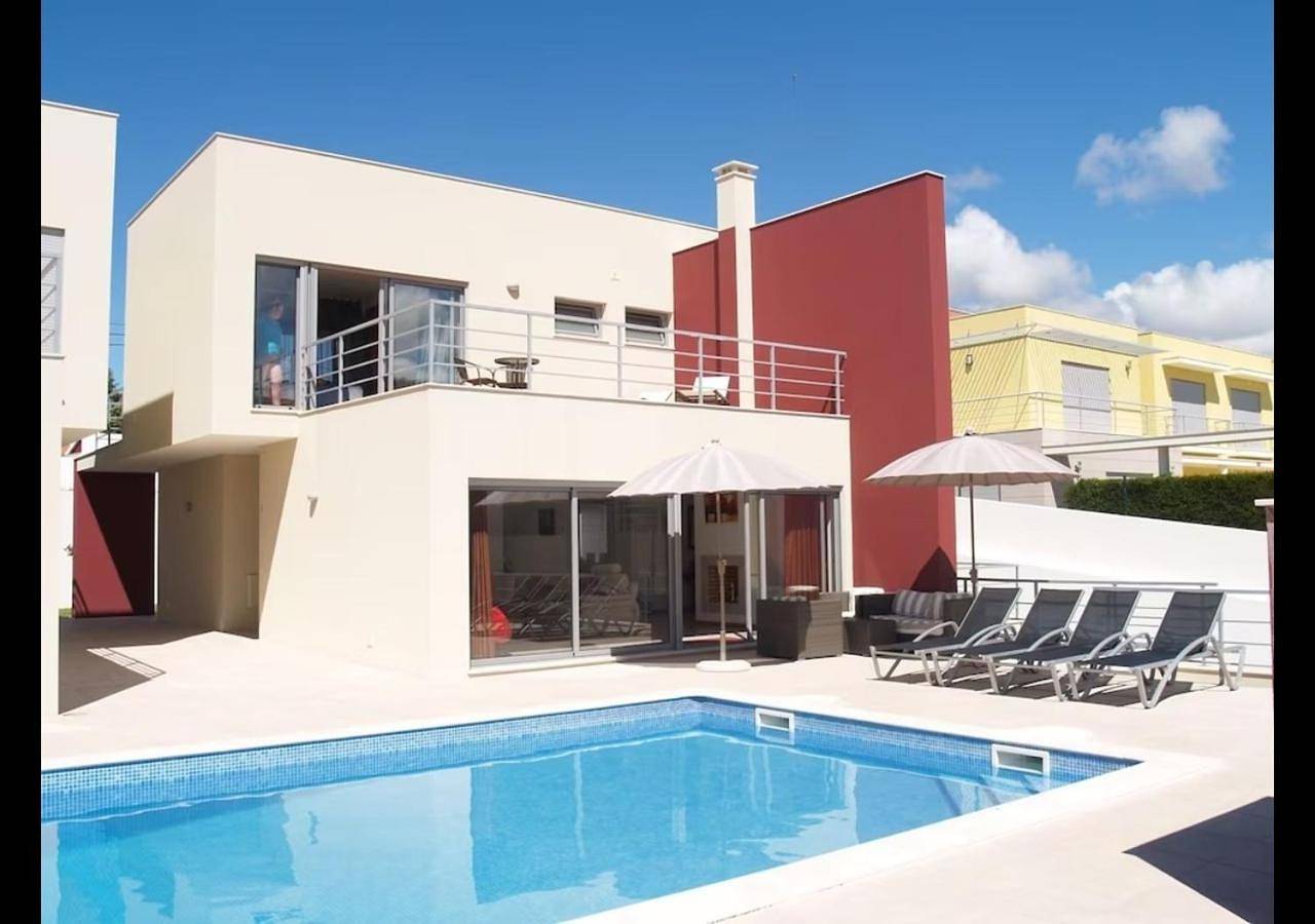 Foz Villa in Foz do Arelho, Leiria distrito
