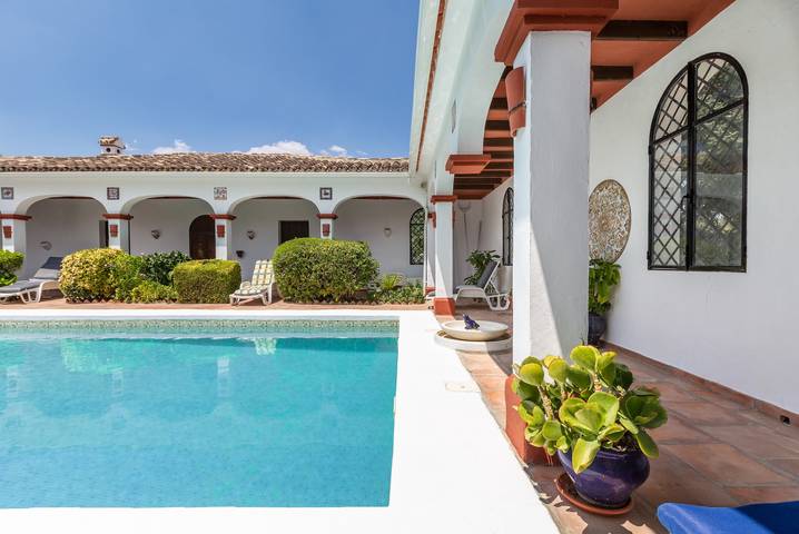 Luxe Villa "Finca La Cabra Ronda" met privé tuin en zwembad, open haard en Wifi in Ronda, Málaga Provincie
