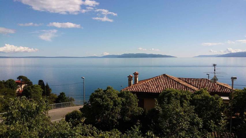 Apartament wakacyjny dla 5 osób, z ogród i balkon w Rijeka