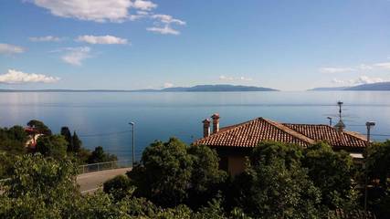 Ferienwohnung für 5 Personen, mit Garten und Balkon in Rijeka