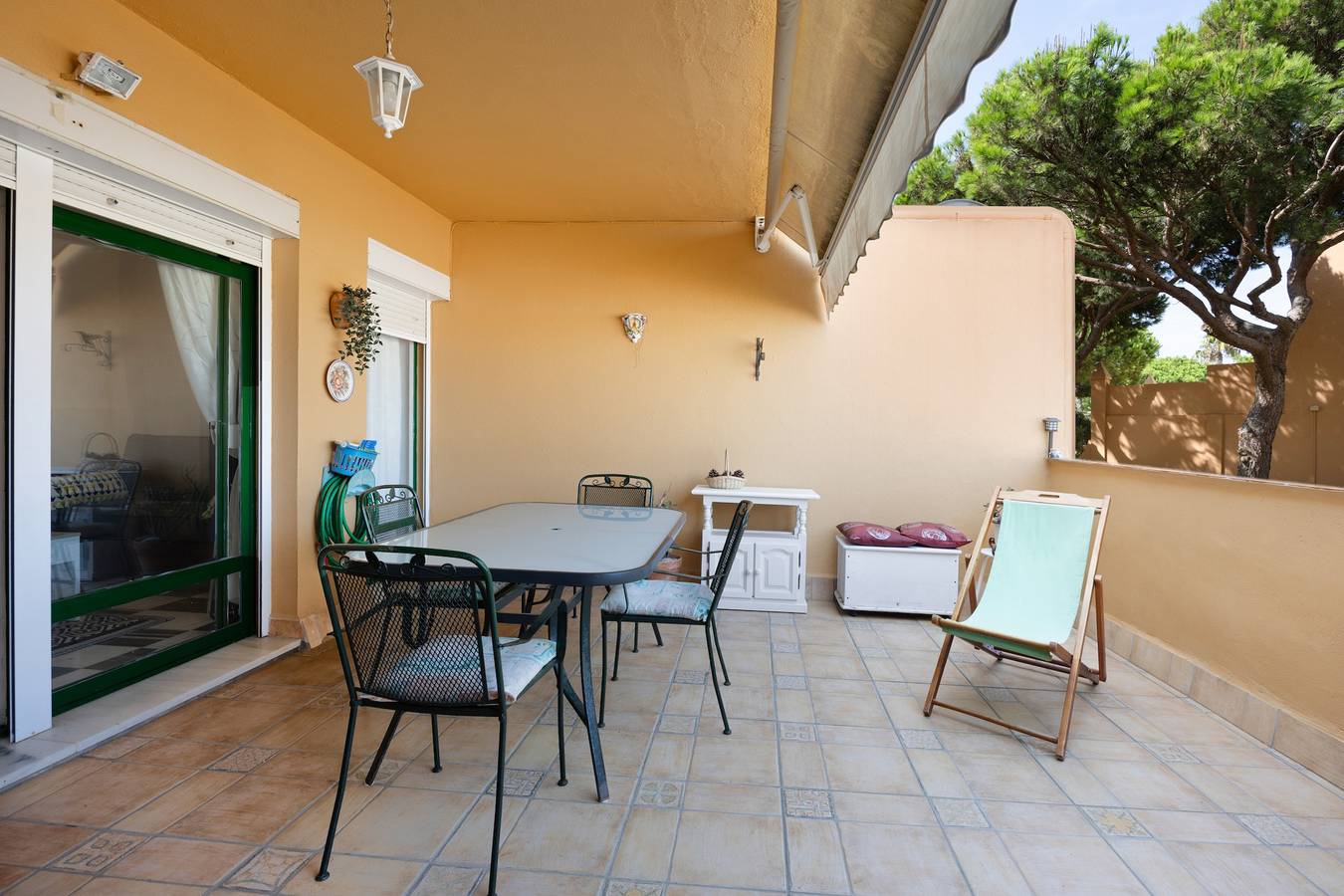Apartamento entero, Apartamento 'Apartamento Arrecife D' con vistas al mar, piscina compartida y Wi-Fi in Sancti Petri, Chiclana de la Frontera