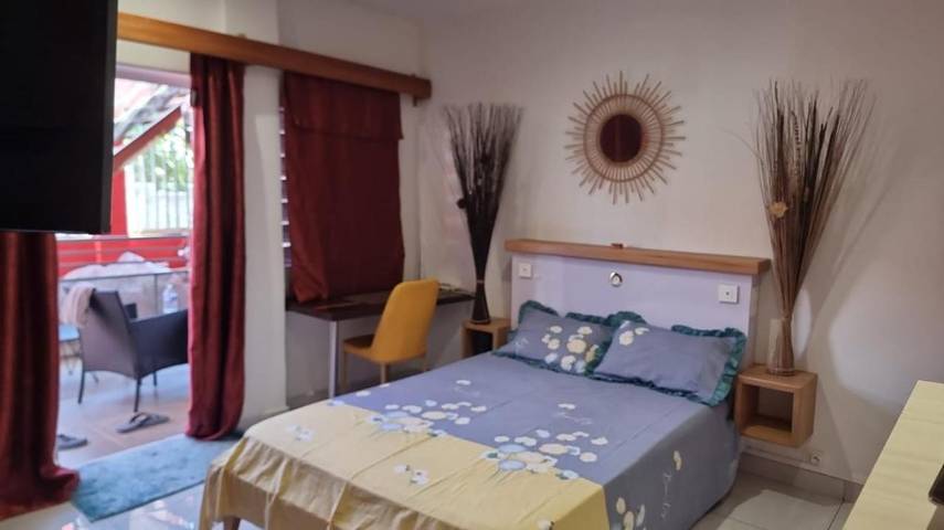 Cottage pour 2 personnes, avec terrasse à Bouéni