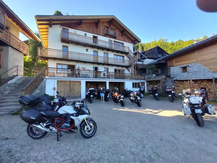 Gîte pour 25 personnes, avec balcon et jacuzzi à Mâcot-la-Plagne - 2