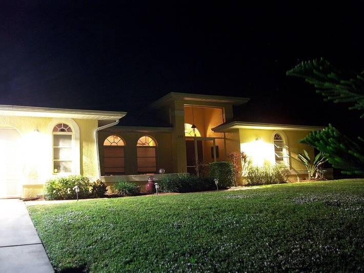 Vacation rental for 6 people, with yard in Lehigh Acres
