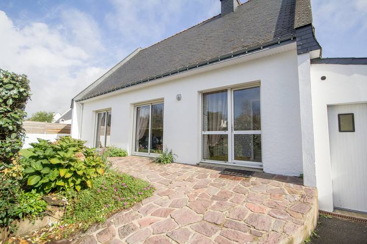 Gîte pour 4 personnes, avec terrasse et jardin, animaux acceptés