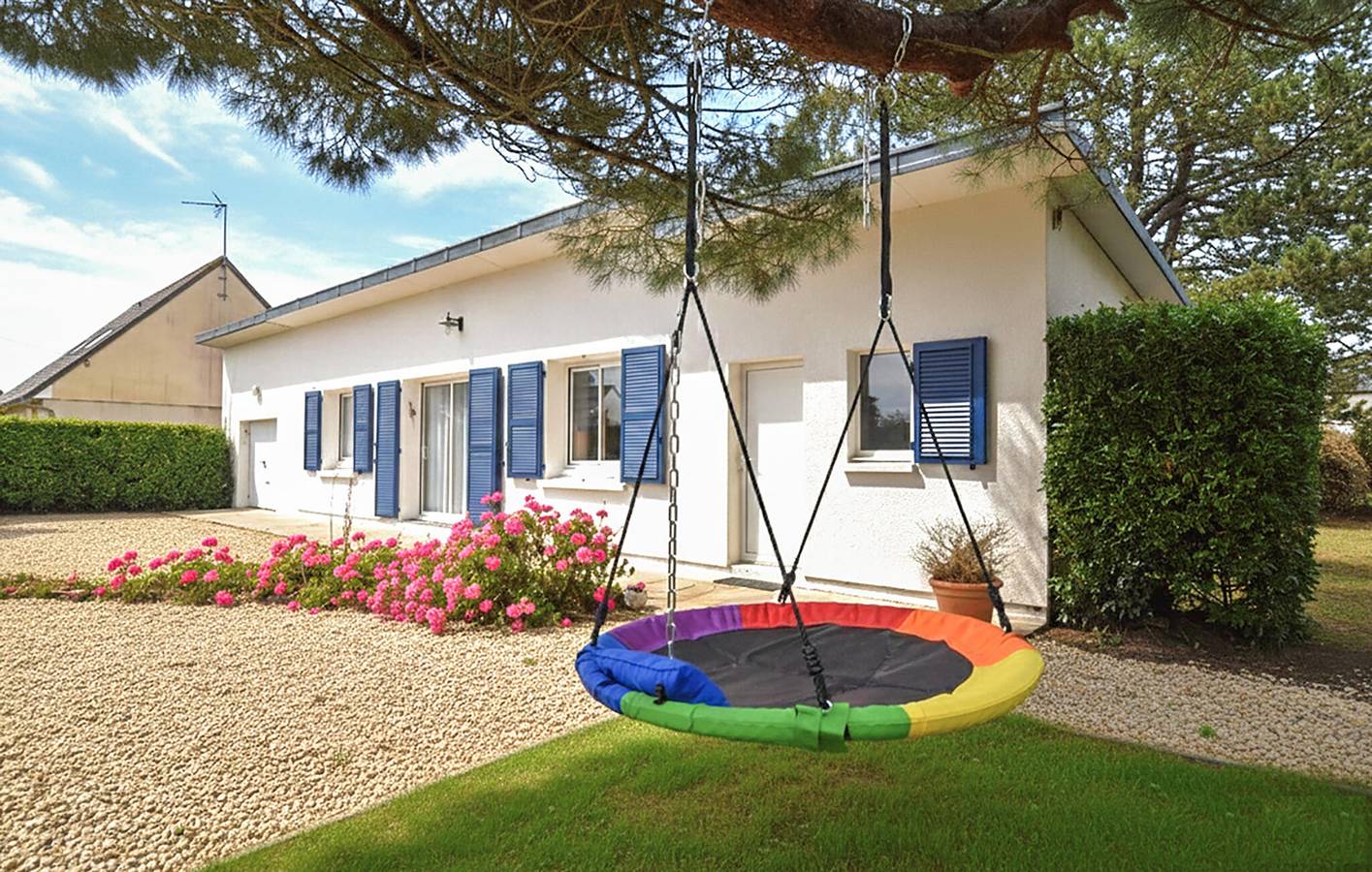 Acogedor apartamento con jardín, WiFi, TV y aparcamiento, a 600 m de la playa. in Saint-Germain-sur-Ay, Coutances y alrededores