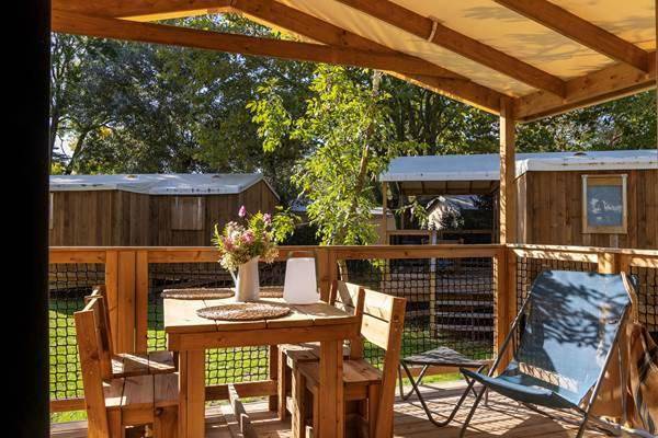 Location de vacances pour 5 personnes, avec piscine ainsi que jardin et vue à Florenville - 4