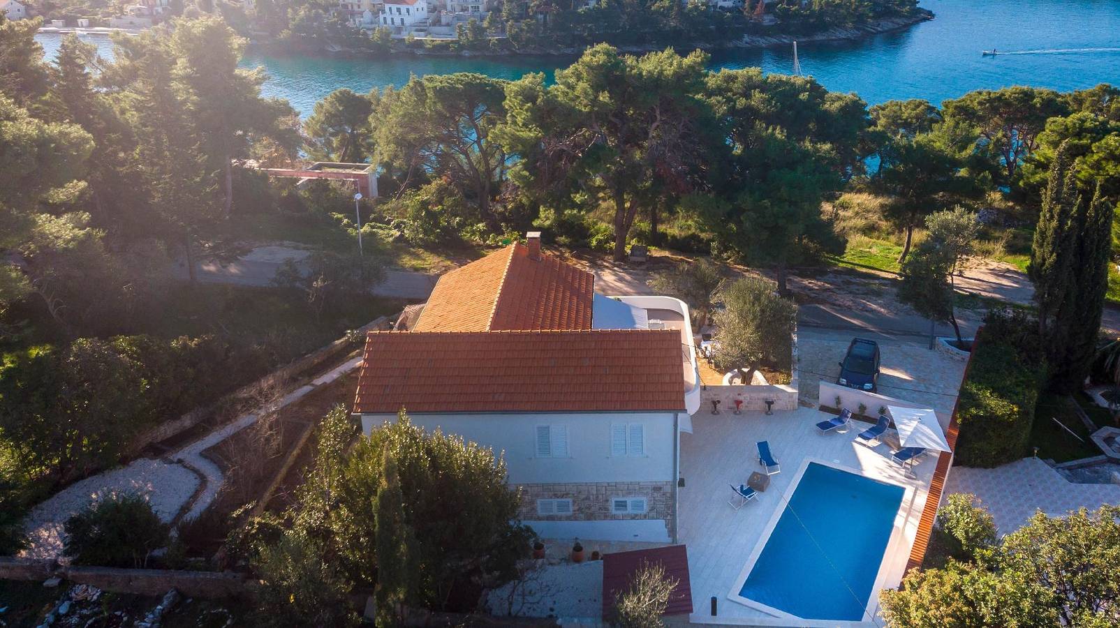 House in Splitska with Free Parking in Splitska, Brac