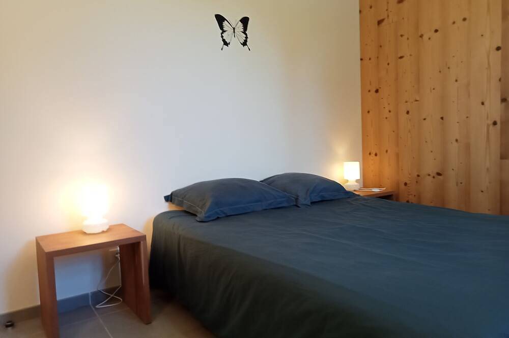 Grand gîte au cœur du Plateau de Millevaches in Peyrelevade, Région d'Ussel