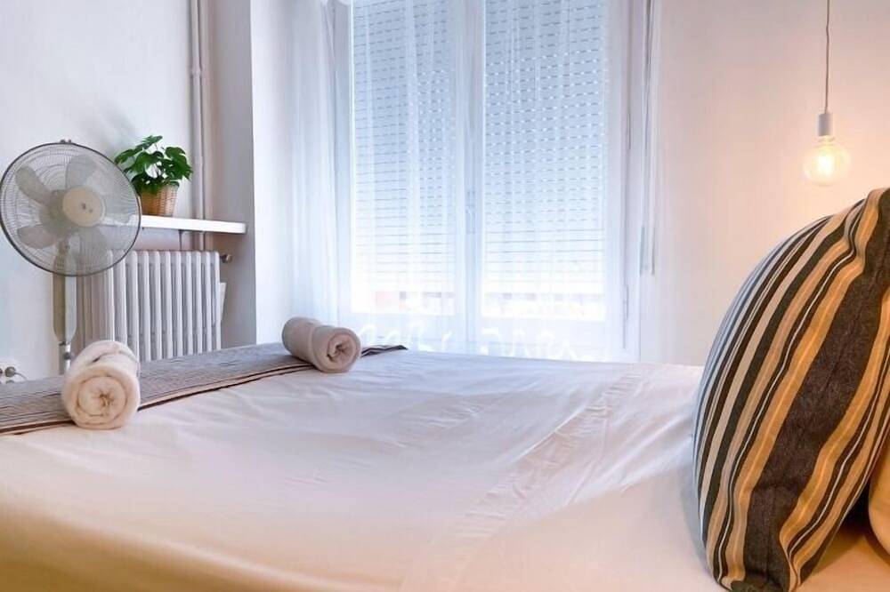 Appartement entier, Beach Front Apartment with Sea Views in Vilanova i la Geltrú, Garraf