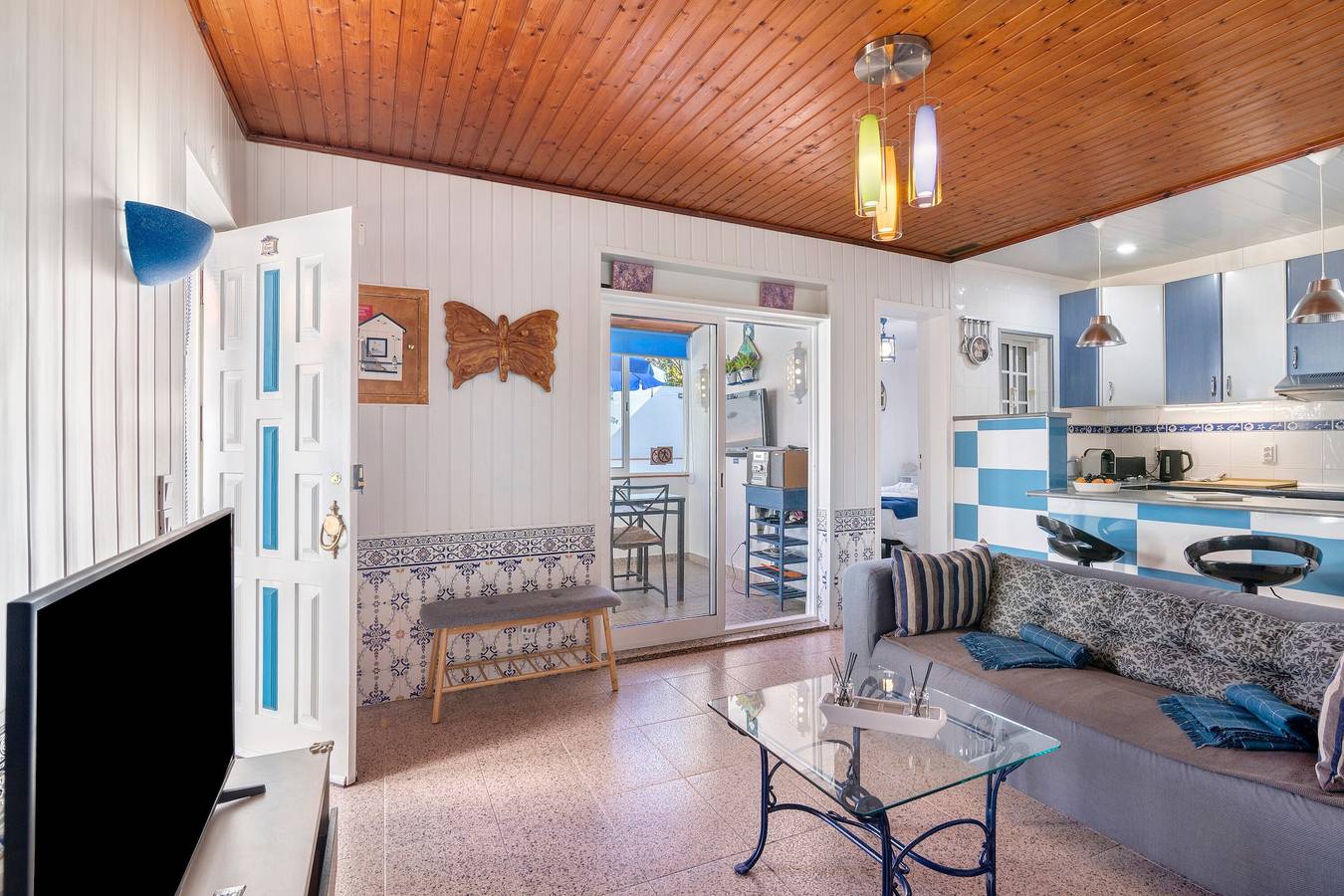 Ganze Wohnung, Ferienwohnung 'Shellls Apartment' mit gemeinsamer Terrasse, Wlan und Klimaanlage in Carvoeiro, Lagoa