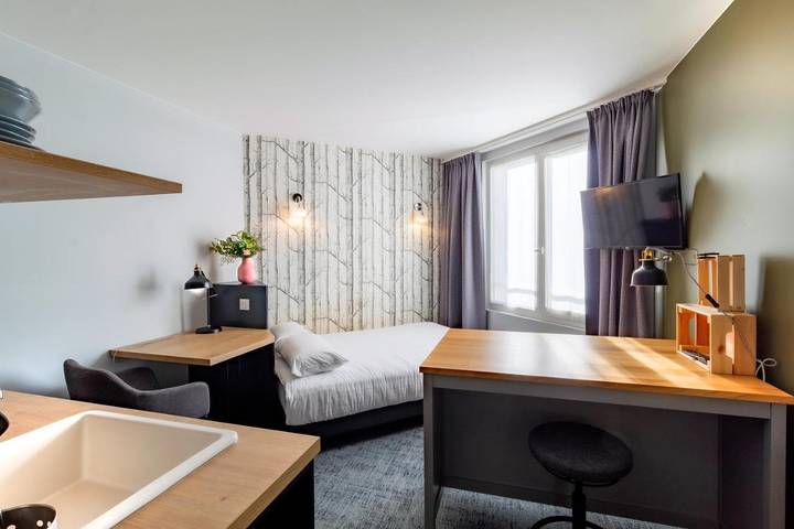 Gîte pour 2 personnes, avec jardin dans Saint-Étienne - 2